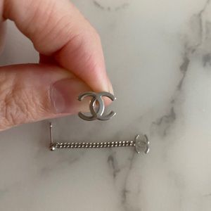 New CC Chanel Earrings, silver Metal